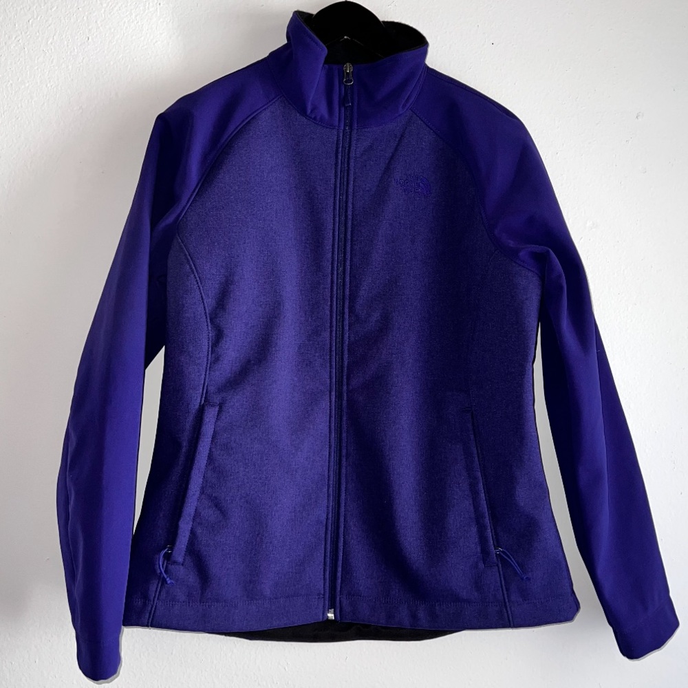 The North Face Womens Windproof Waterproof Fleece Zip up Jacket Purple